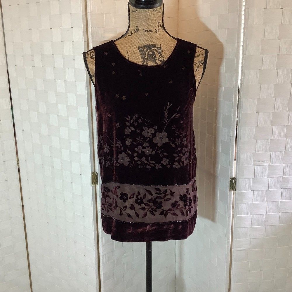 sax fifth avenue folio plum velvet floral beaded sleeveless blouse size small